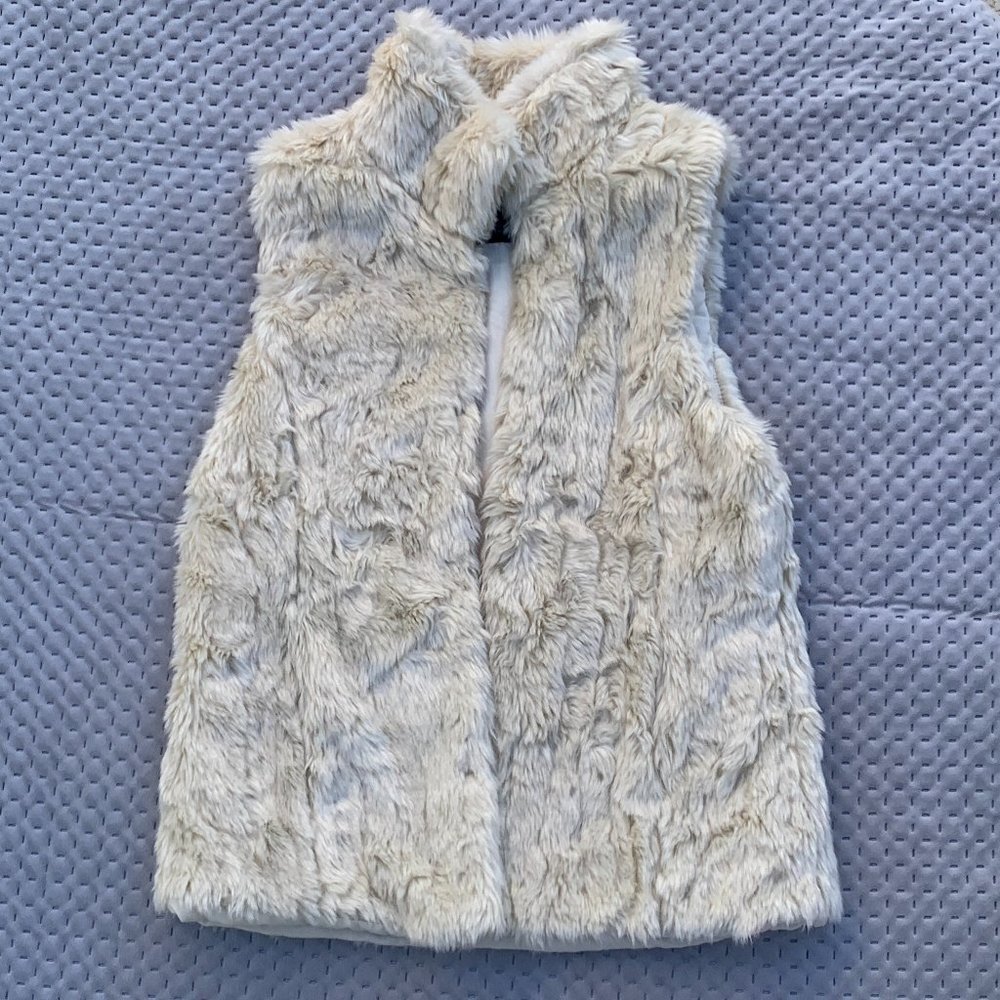 ❤ Zara Kids cream faux fur vest
